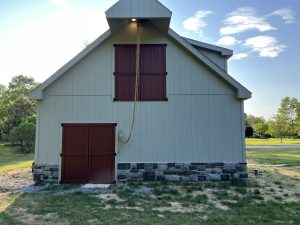 24×36 Barn Style Garage